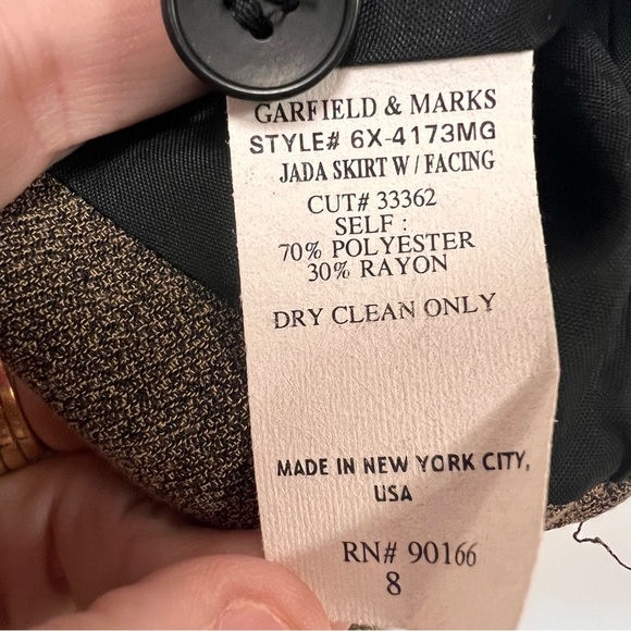 NWT Garfield & Marks Khaki Pencil Skirt with back slit size 8 - Picture 11 of 13